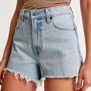 A&F High Rise 90s Cutoff Short